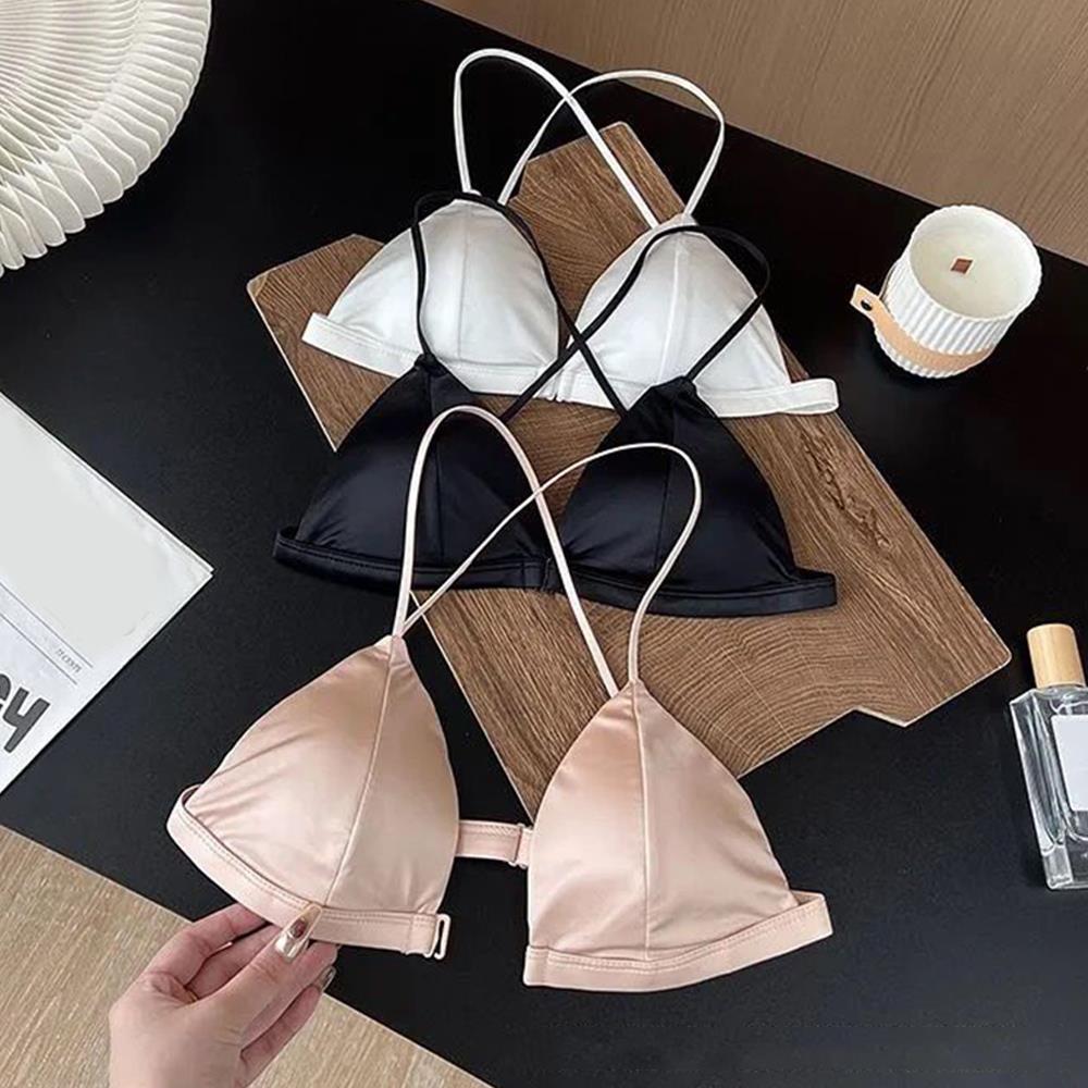 Sexy Satin Front Closure Bras  - Underwire Bra Padded のレビューと価格